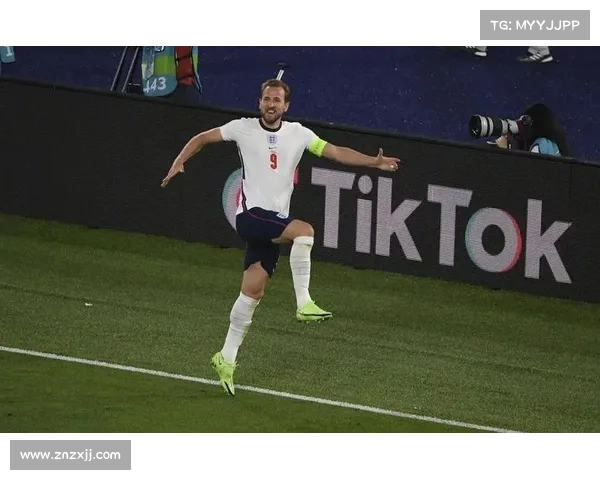 哈里凯恩如何凭实力与智慧成为当今足坛最具影响力的超级前锋